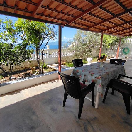 Aris Apartment Sarandë 外观 照片