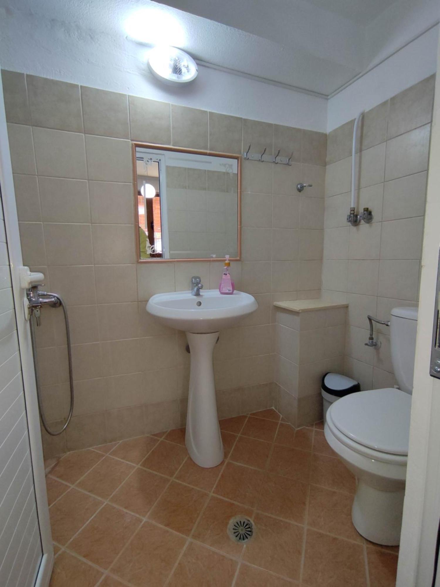 Aris Apartment Sarandë 外观 照片
