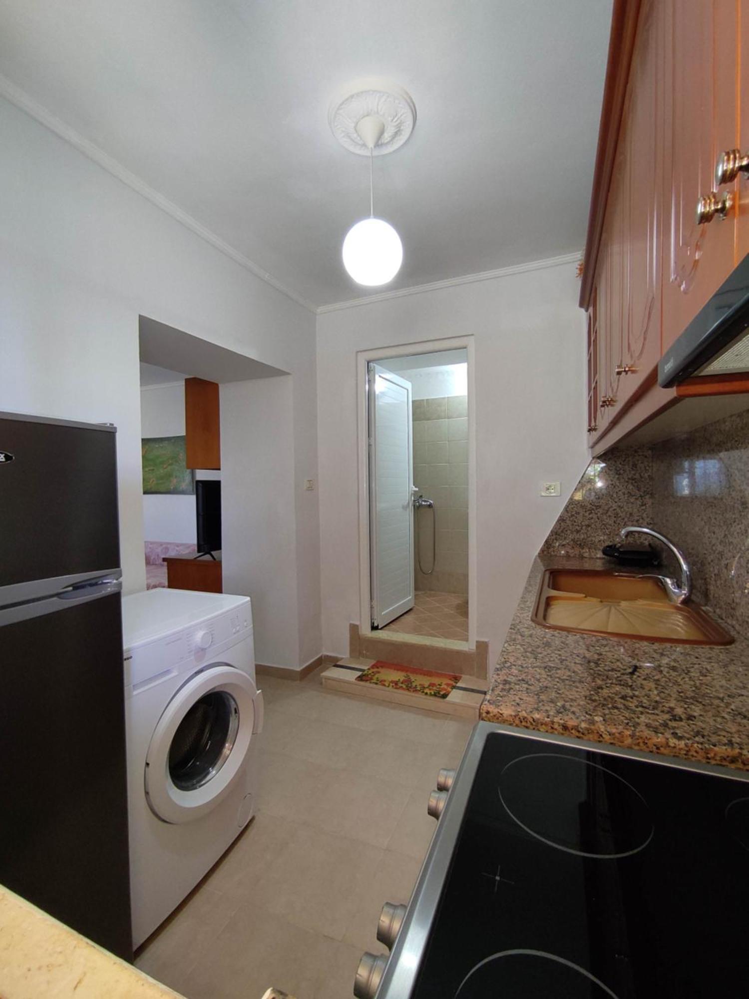 Aris Apartment Sarandë 外观 照片